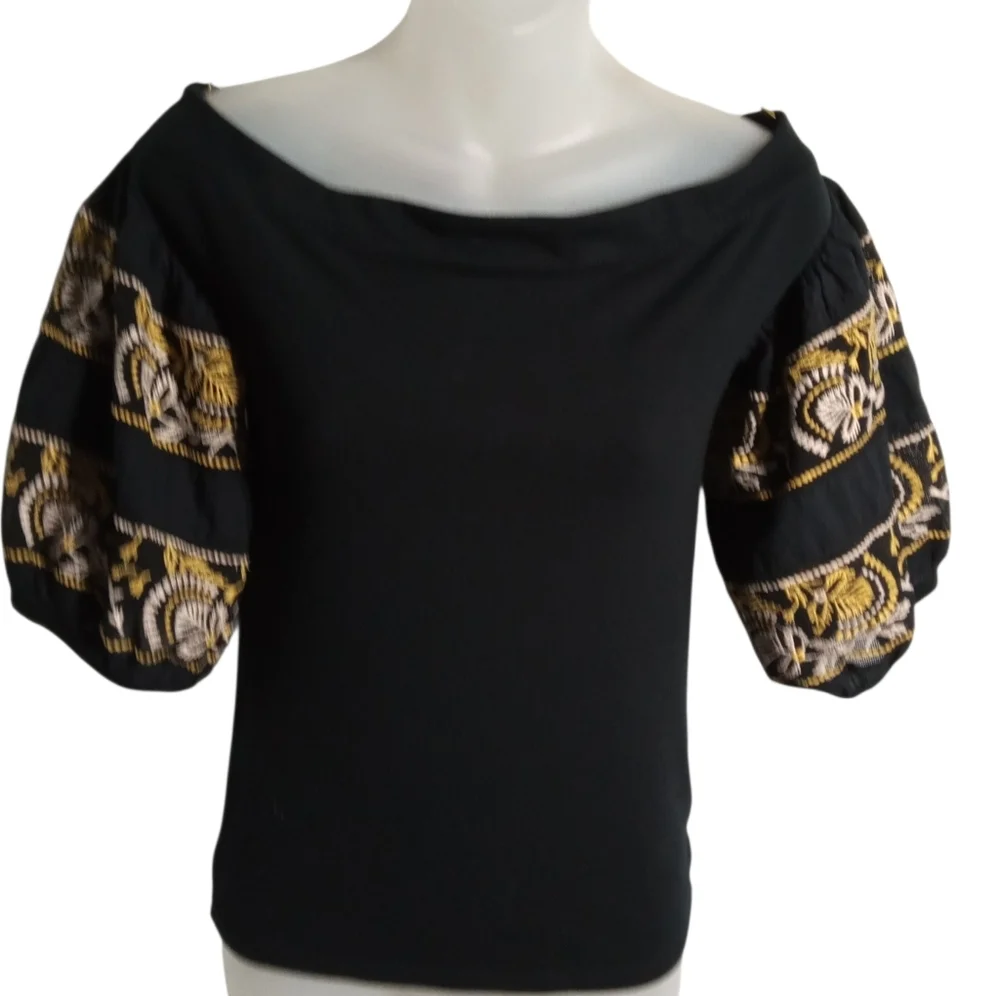 Free People Black Off Shoulder Gold Embroidered Balloon Sleeve Boho Blouse Sz SP